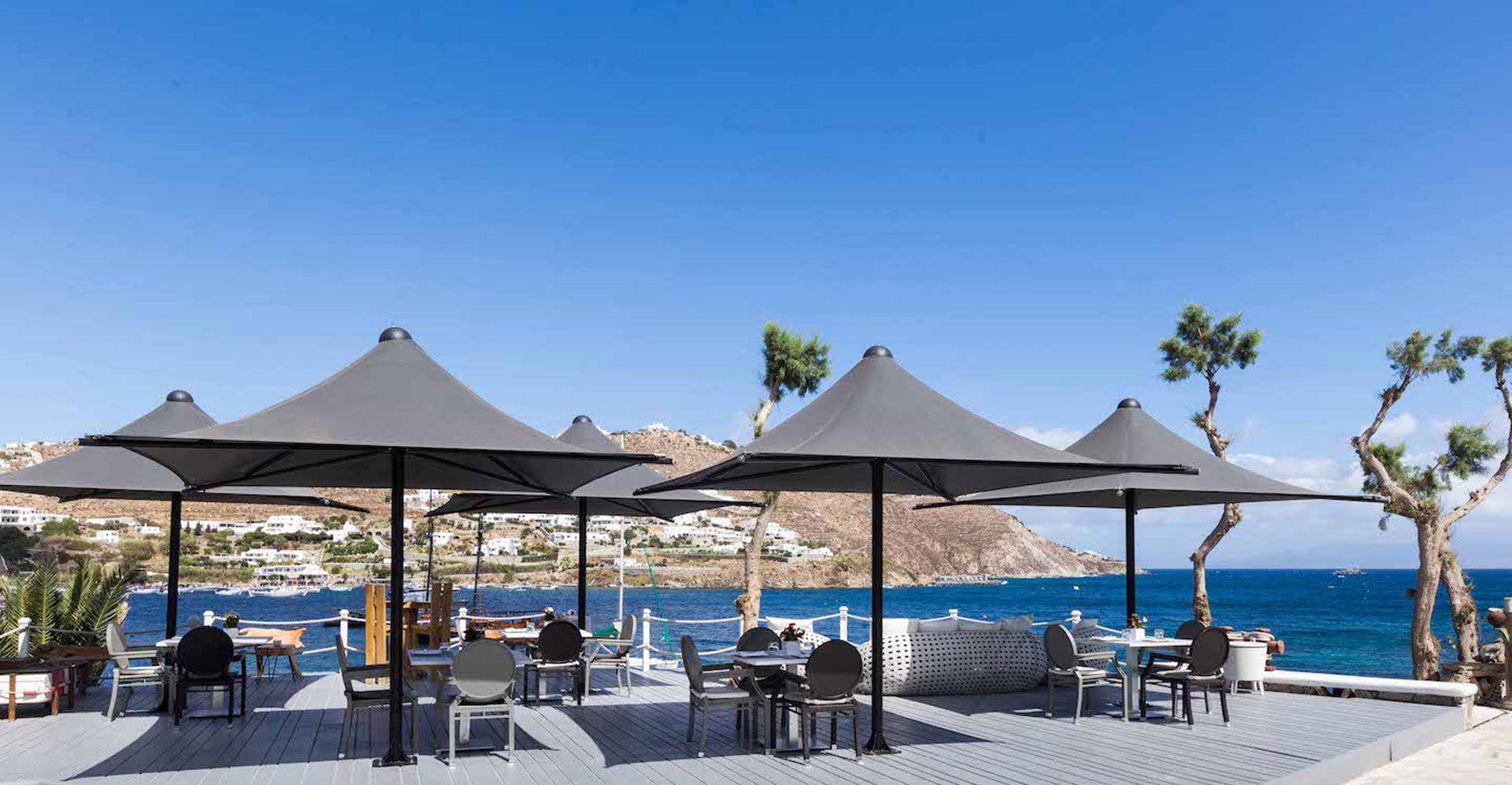 19.-Le-Pirate-lunch-restaurant-by-the-pool