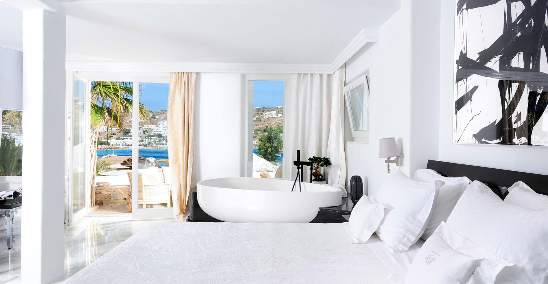 DELUXE-SUITE-SEA-VIEW_10