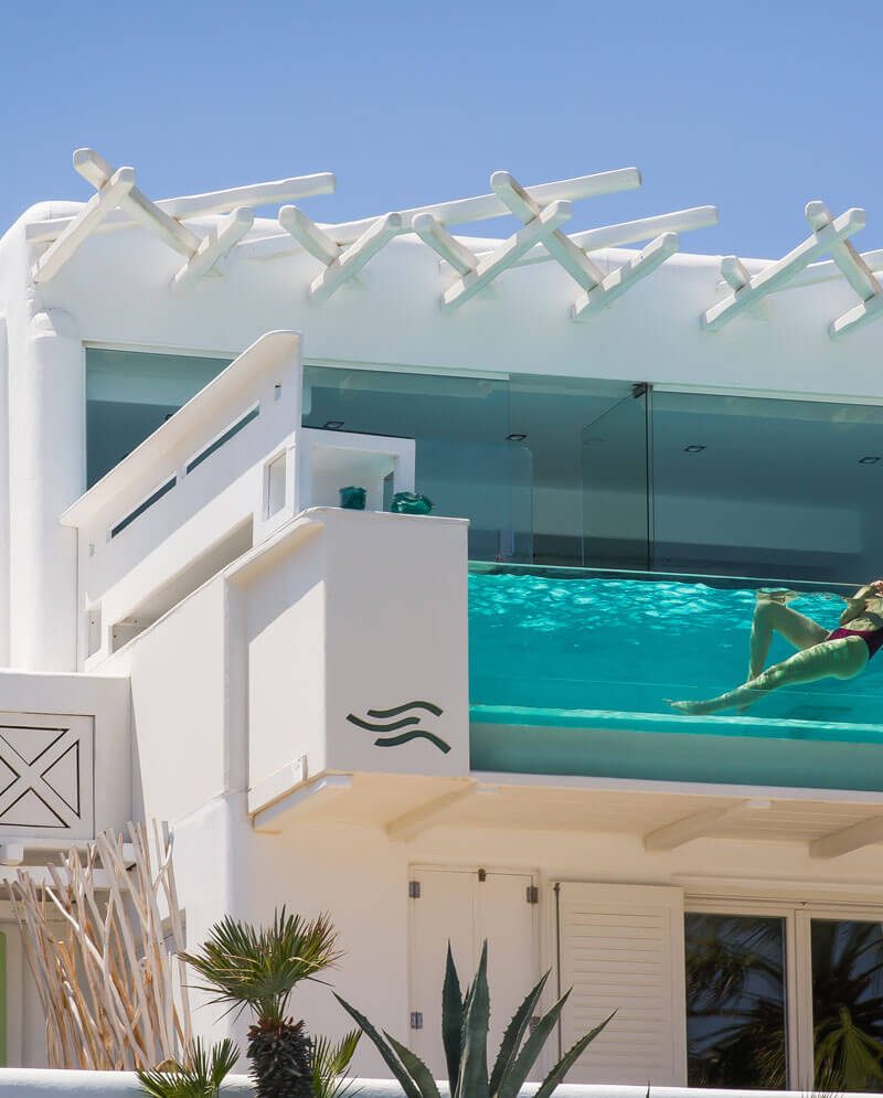 SIGNATURE-SUITE-130-SEA-VIEW-WITH-PRIVATE-GLASS-POOL_2