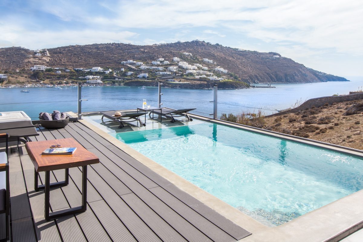 villa-infinity-with-private-pool-1-hero