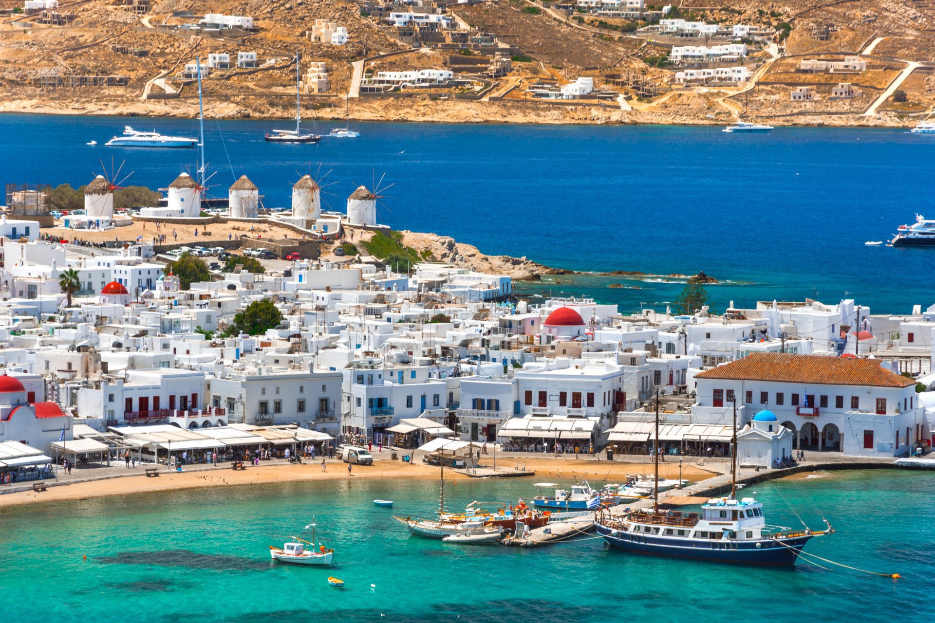 Mykonos,Port,With,Boats,And,Windmills,In,The,Morning,,Cyclades