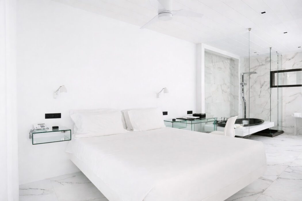 DELUXE-SUITE-SEA-VIEW-4