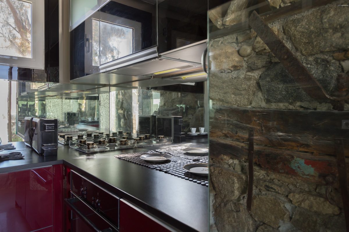 noah-luxury-waterfront-villa-with-private-pool-9