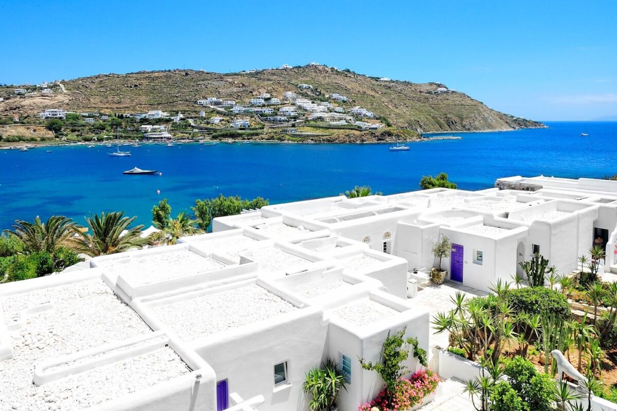 Mykonian-Architecture-and-Design